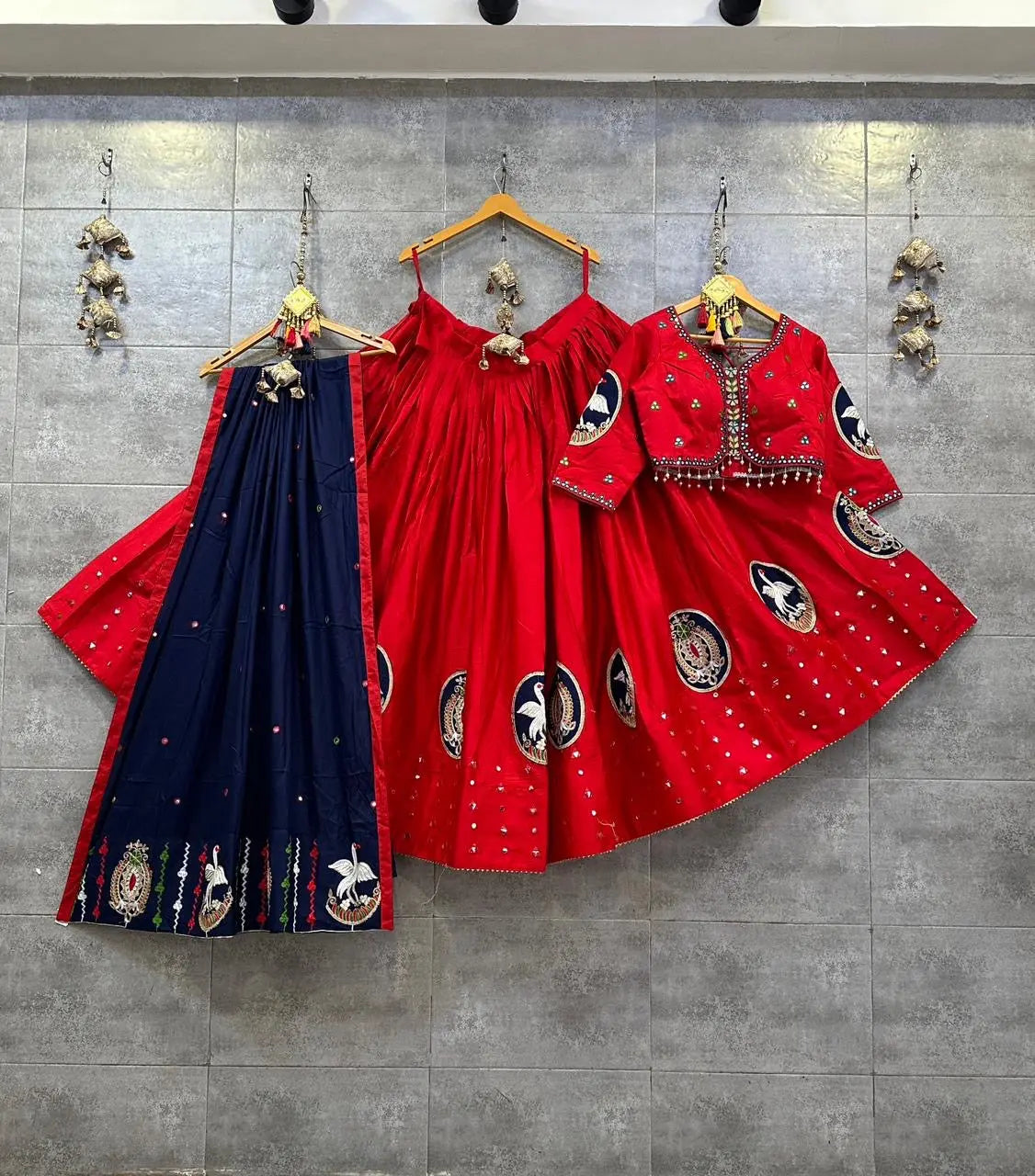 Jaam Cotton Silk Authentic Gujrati Navratri Chaniya Choli - Premium from Ethenika.com - Just INR 6590! Shop now at Ethenika.com