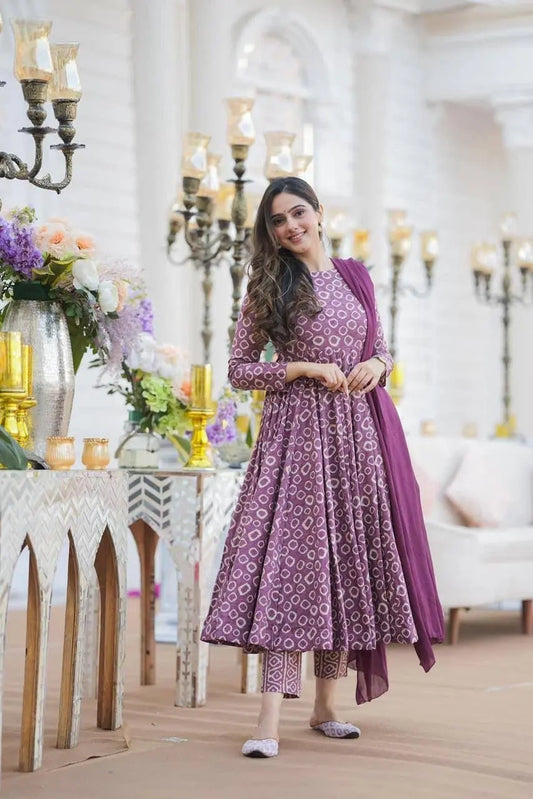 Muslin Batik Print Kurti Pant Dupatta Set - Premium  from Ethenika.com - Just INR 1990! Shop now at Ethenika.com