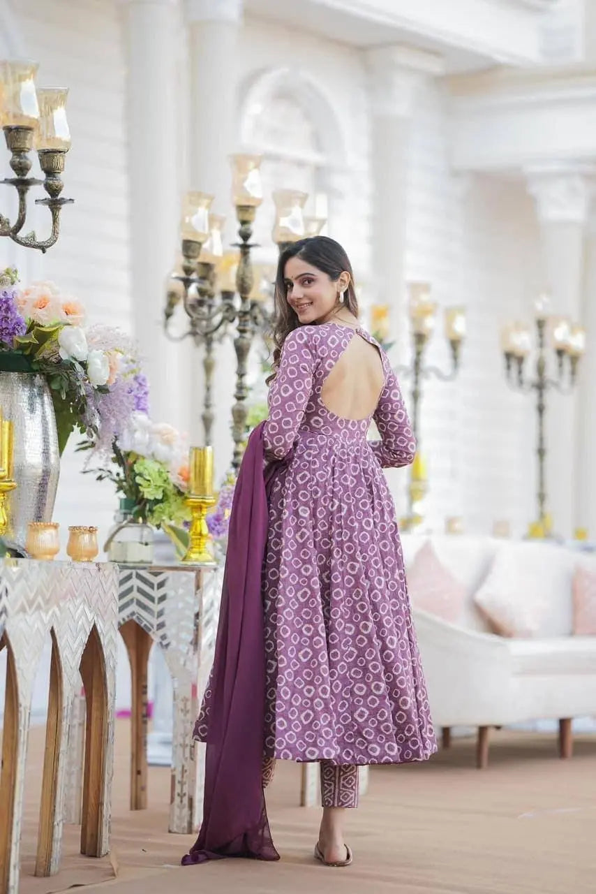 Muslin Batik Print Kurti Pant Dupatta Set - Premium  from Ethenika.com - Just INR 1990! Shop now at Ethenika.com
