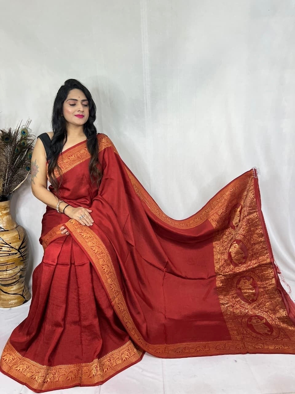 Dola Silk Plain Dye Golden Embroidery Work Silk Saree