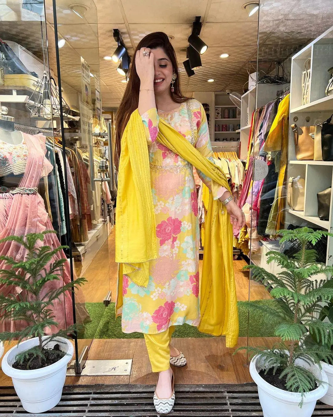 Floral Digital Print Kurti Pant Dupatta Set (Stitched) Ethenika.com