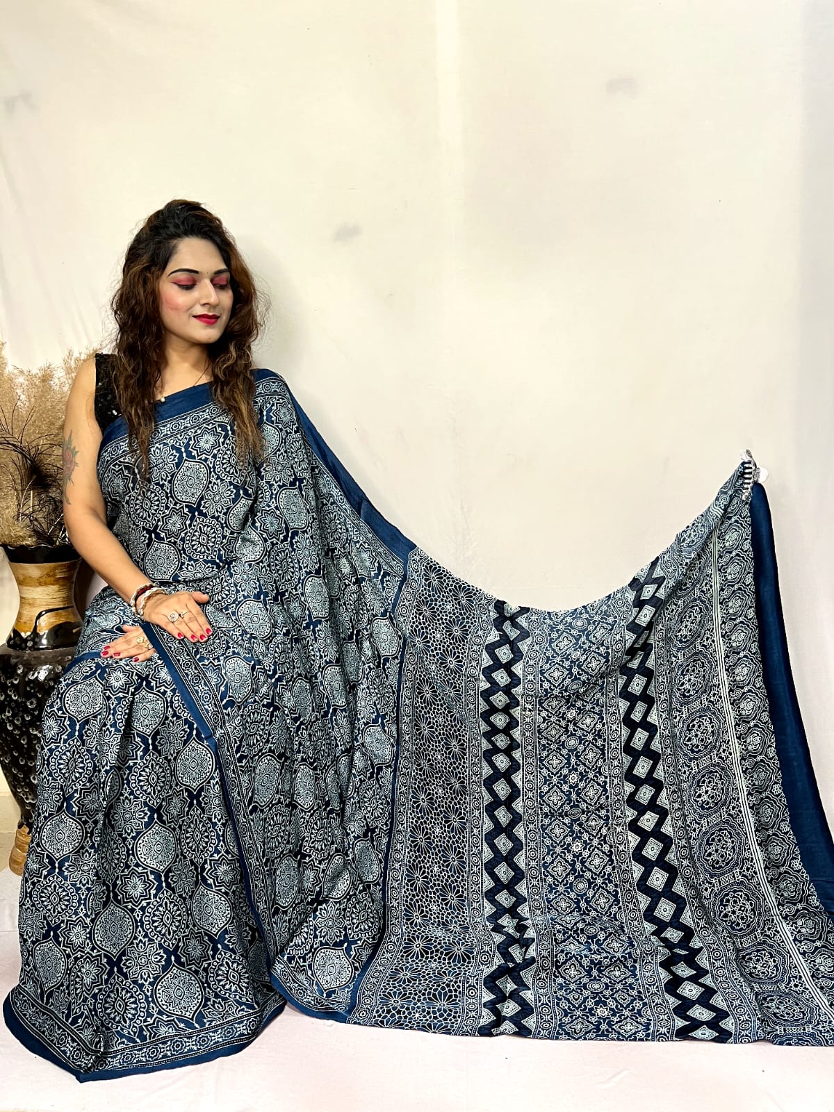 Fine Silk Real Hand Blocked Ajrakh Print Saree - Premium from Ethenika.com - Just INR 4990! Shop now at Ethenika.com