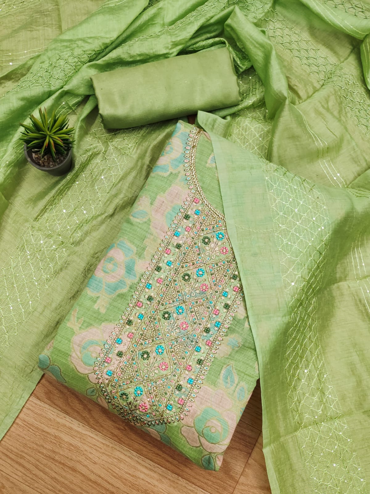 Heavy Jeckard Embroidery work Dress Material Ethenika.com