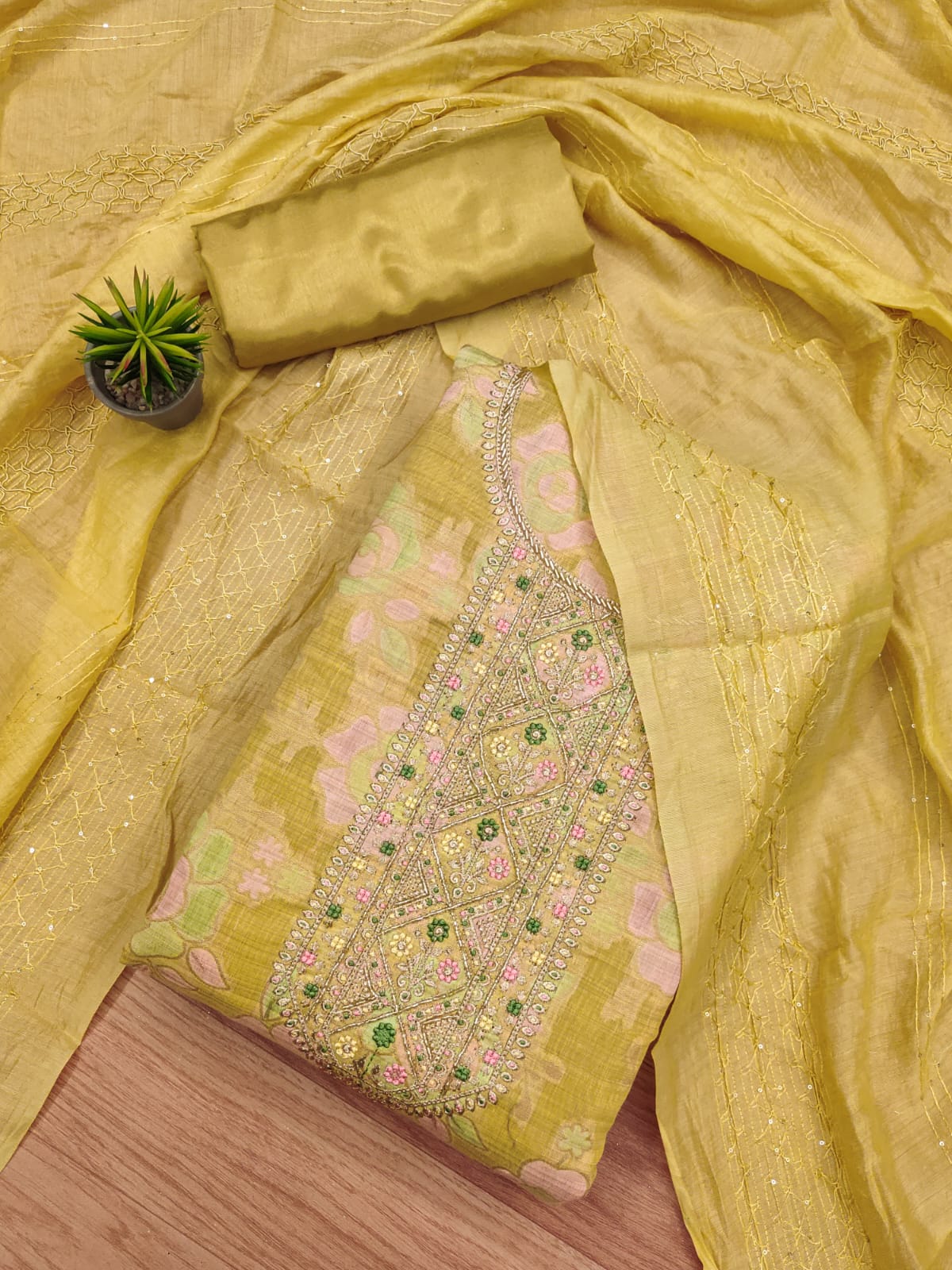 Heavy Jeckard Embroidery work Dress Material Ethenika.com