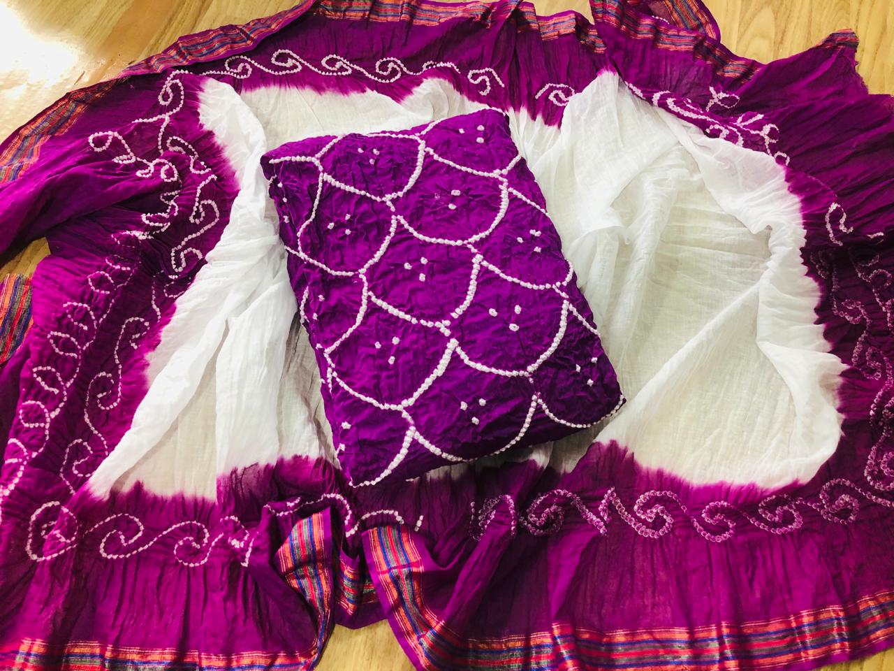 Cotton White Concept Dual Contrast Kutch Bandhani Ethenika.com