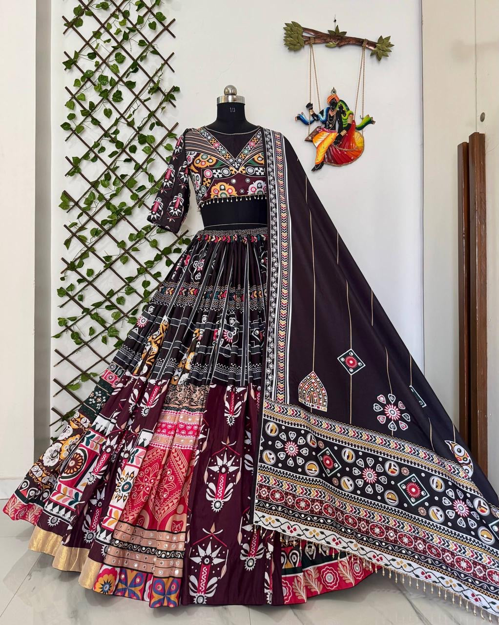 Muslin Digital Print Mirror Work Chaniya Choli - fabric close-up