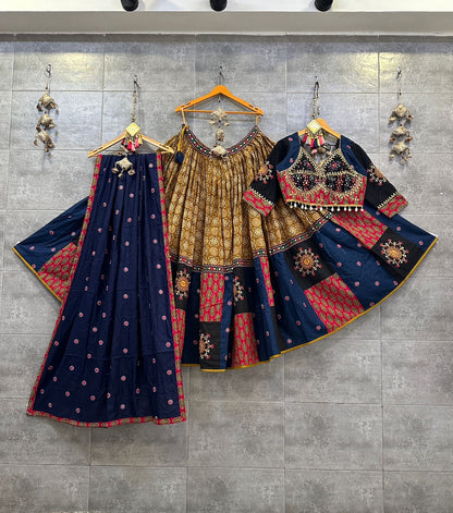 Pure Ikkat Cotton Gamthi Work Navratri Special Chaniya Choli - Premium  from Ethenika.com - Just INR 6590! Shop now at Ethenika.com 