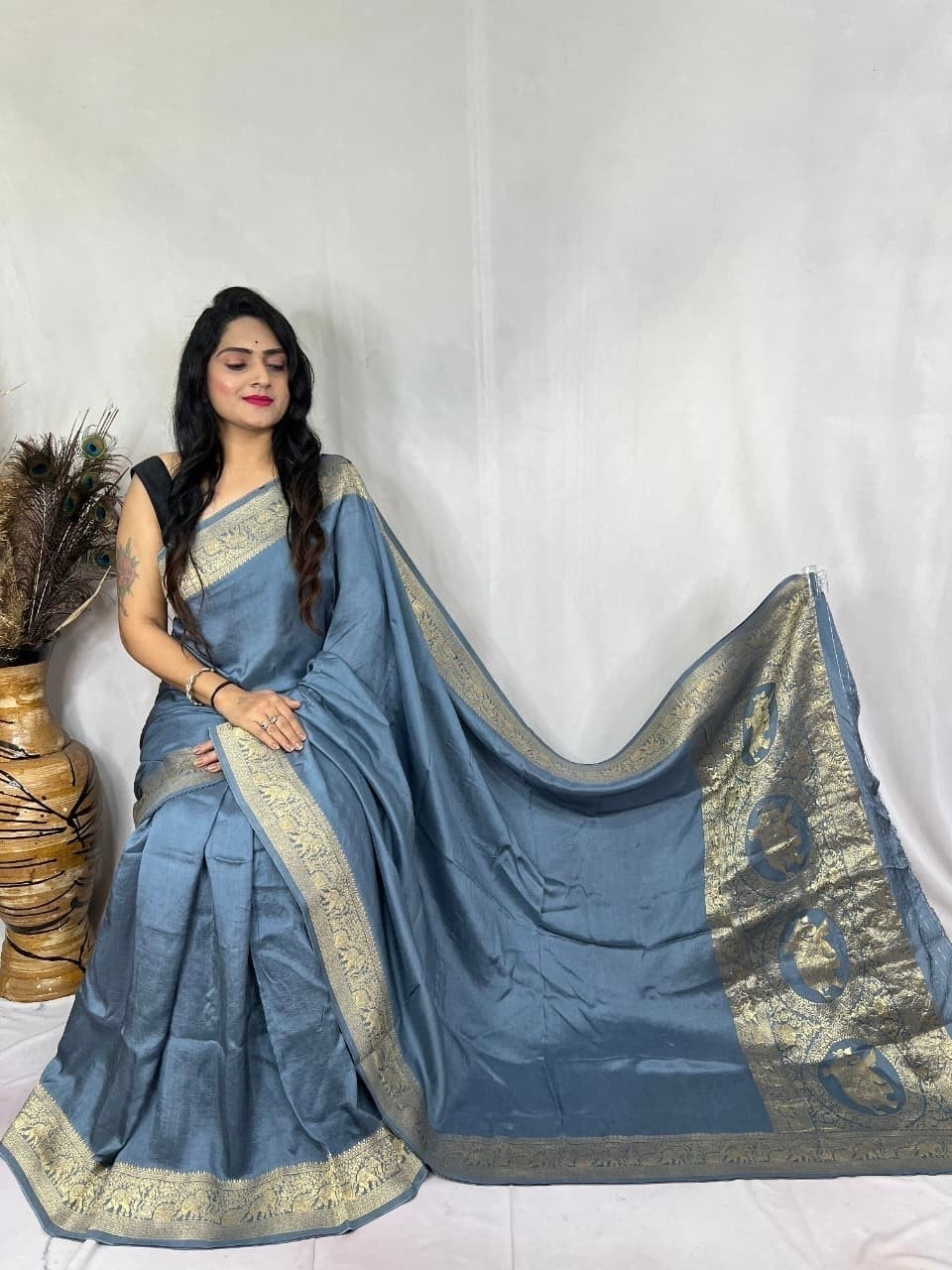 Dola Silk Plain Dye Golden Embroidery Work Silk Saree