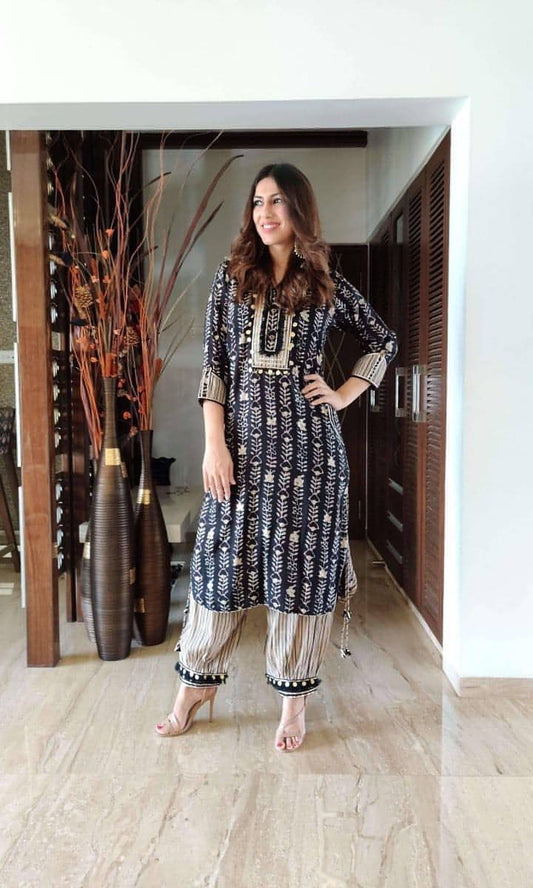 Reyon Gotq Lace work Print Kurti Pant Set - Premium  from Ethenika.com - Just INR 1490! Shop now at Ethenika.com 