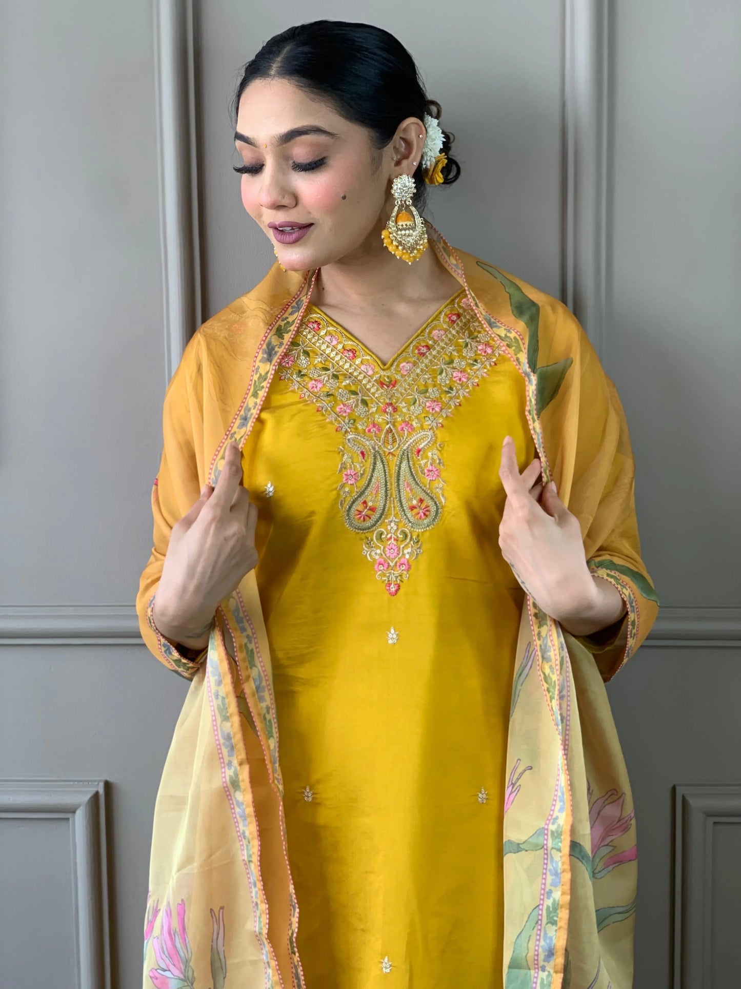 Viscos Chanderi Neck Stone Work Kurti Pant Dupatta Set (Stitched) Ethenika.com