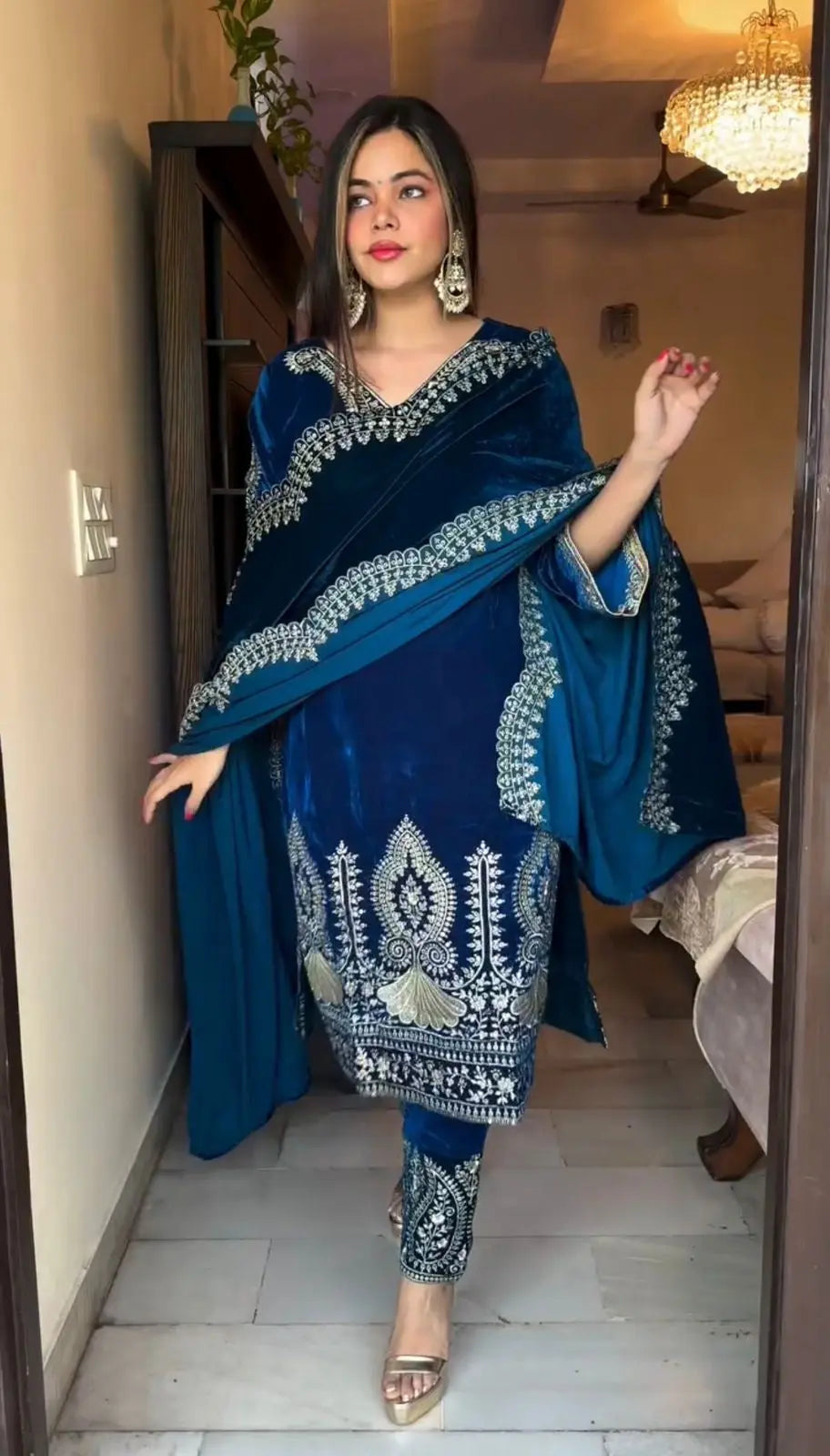 Viscos Seuqence Embroidery Work Designer Velvet Kurti Pant Dupatta Set (Ready to Wear) Ethenika.com