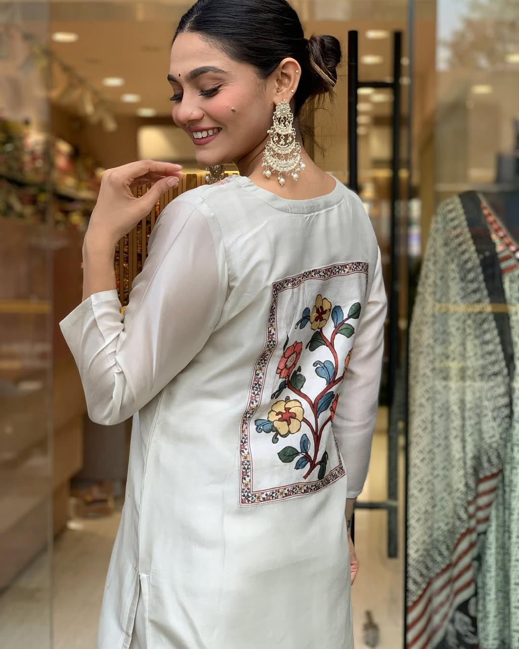 Viscose Chanderi Zari Weaving Neck work Kurti Pant Dupatta Set (Ready to wear) - Premium  from Ethenika.com  - Just INR 2490! Shop now at Ethenika.com 